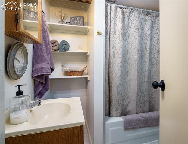 4880 Montebello Drive