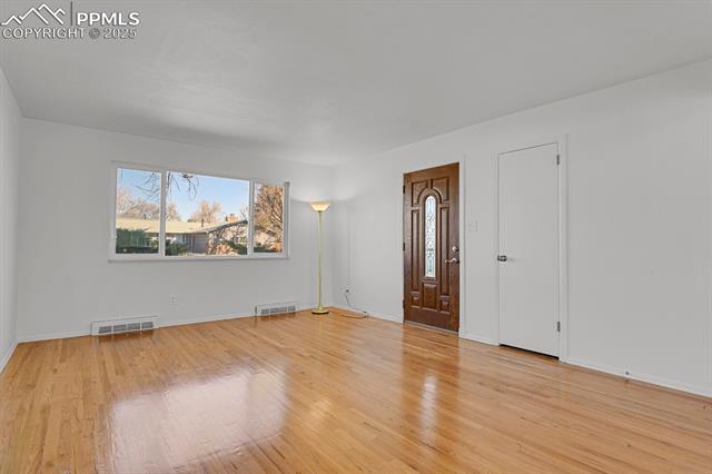 4114 Edwinstowe Avenue