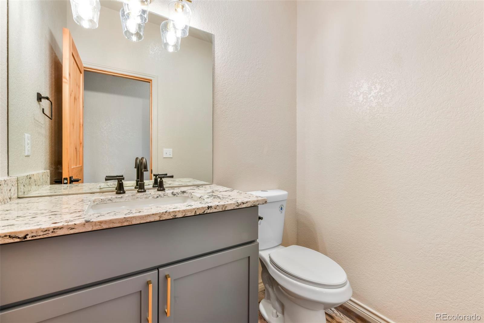 18050 Quarterhorse Lane