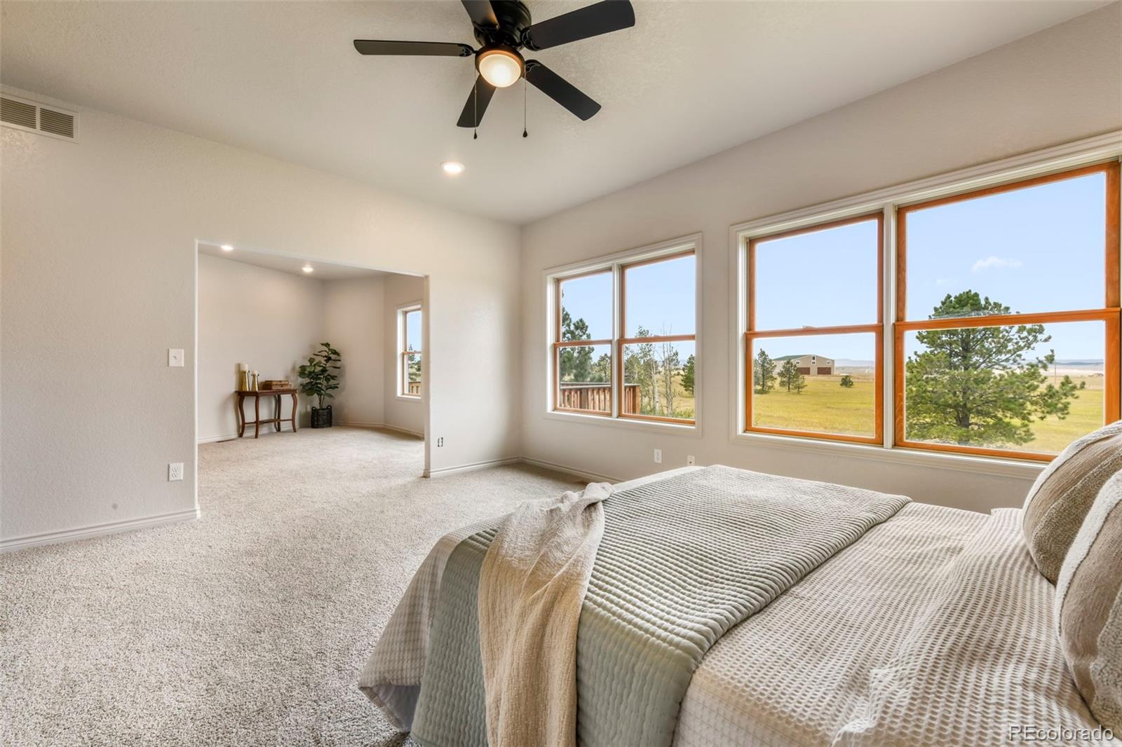 18050 Quarterhorse Lane