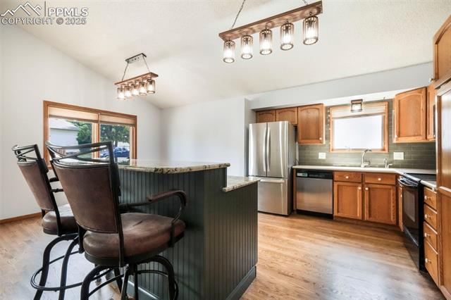 2485 Maroon Bells Avenue