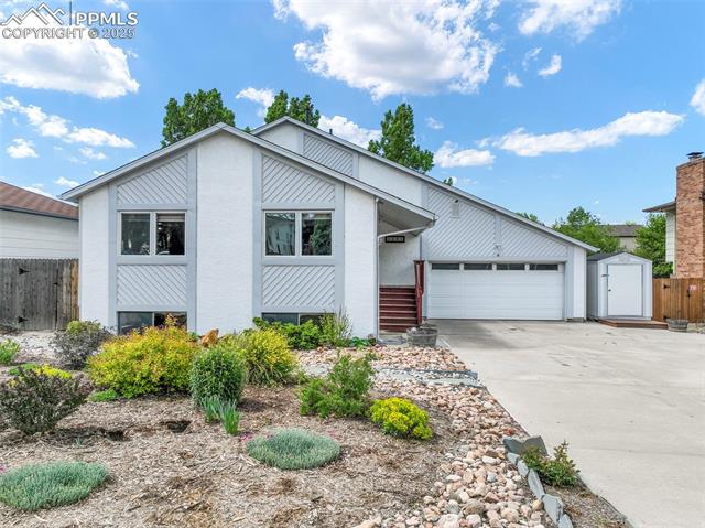 2485 Maroon Bells Avenue