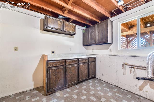 3801 Vaquero Circle