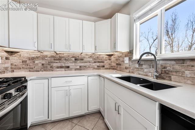 3801 Vaquero Circle