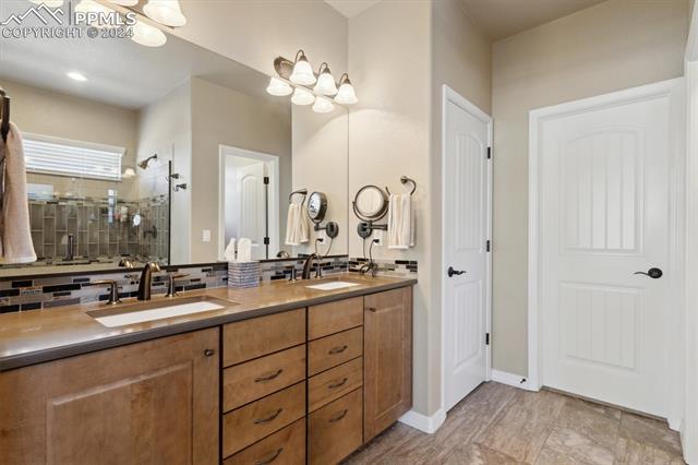 3256 Waterfront Drive