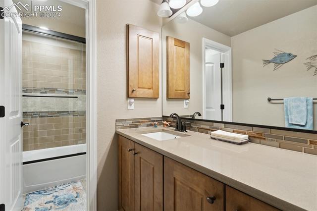 3256 Waterfront Drive