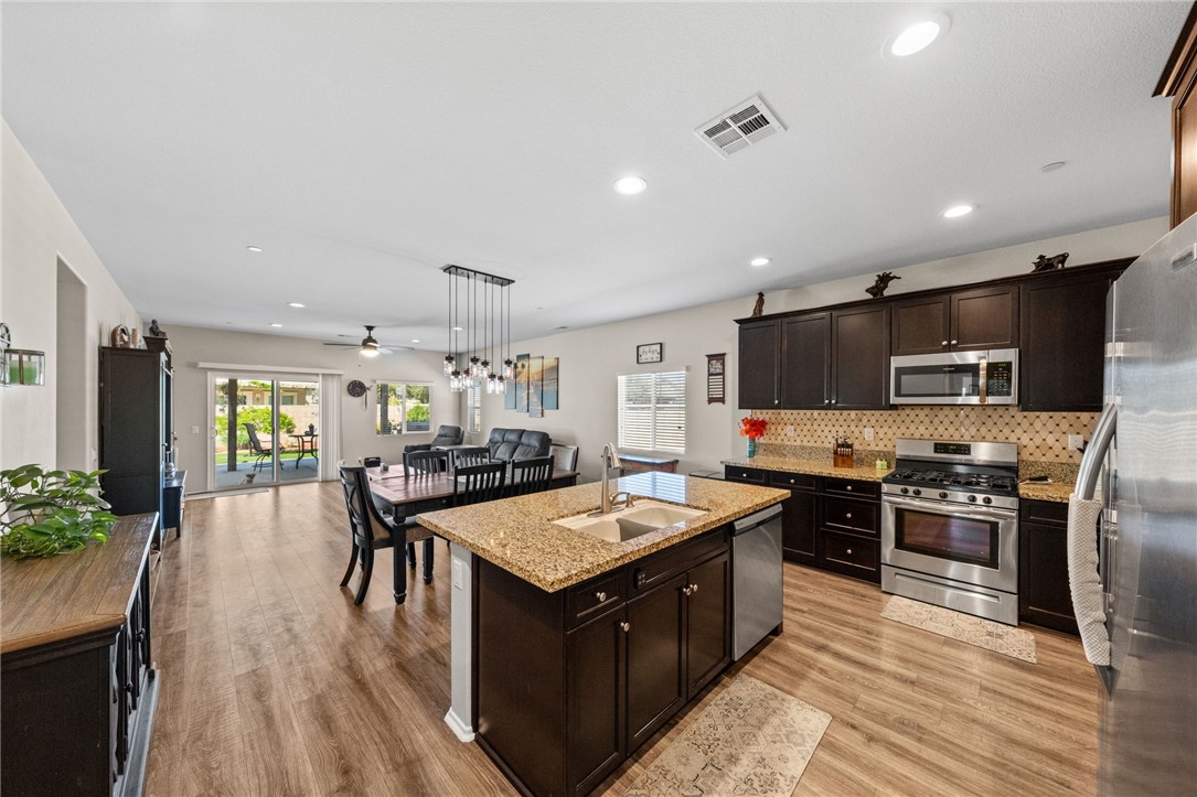 26348 Desert Rose Lane