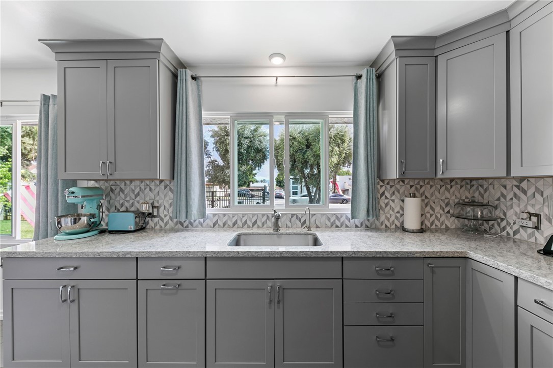 1540 E Eureka Street