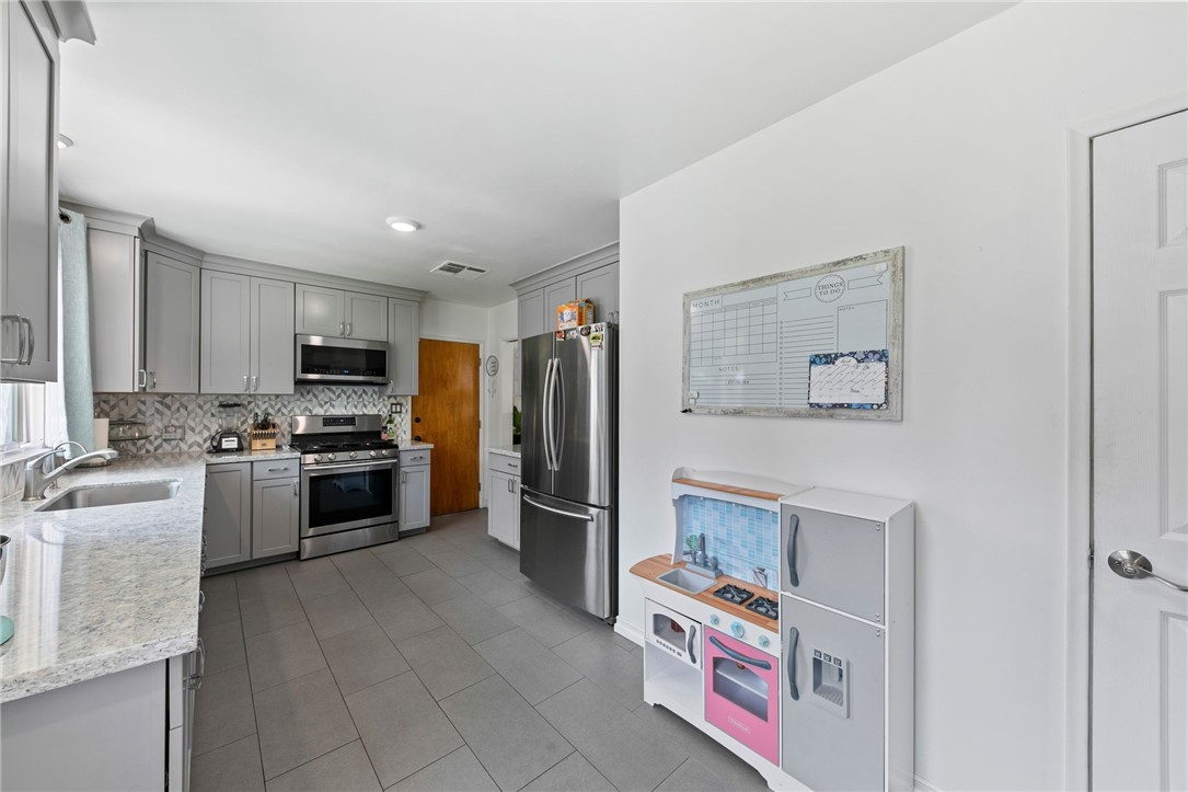 1540 E Eureka Street