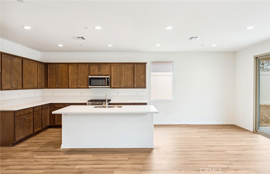 4180 Larchwood Lane