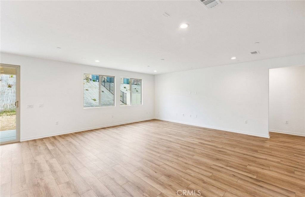 4180 Larchwood Lane