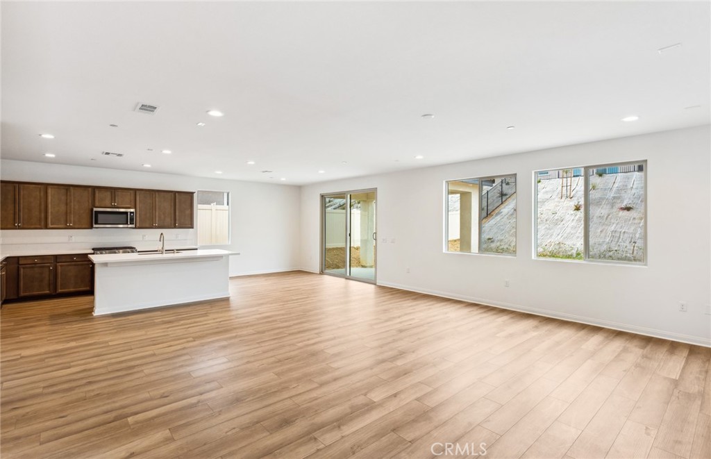 4180 Larchwood Lane