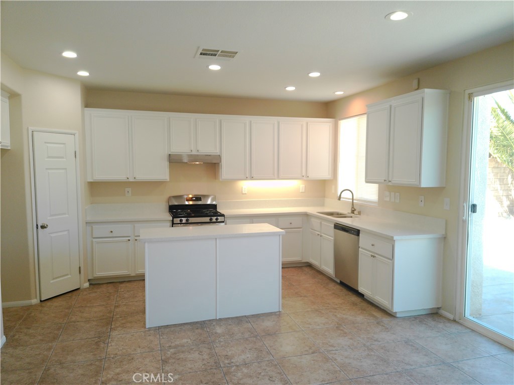 2545 Cattail Place