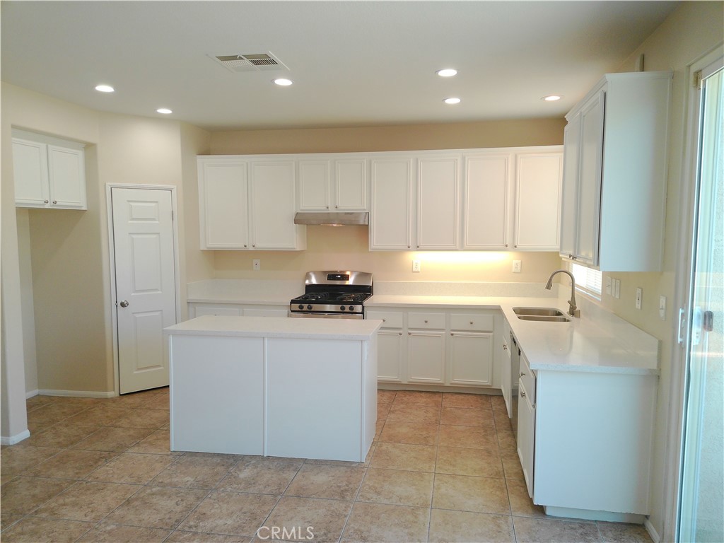 2545 Cattail Place