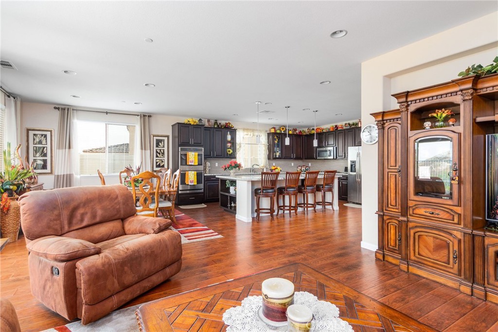 36542 Geranium Drive