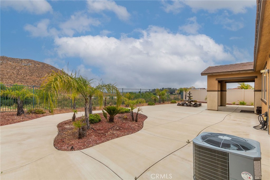 36542 Geranium Drive