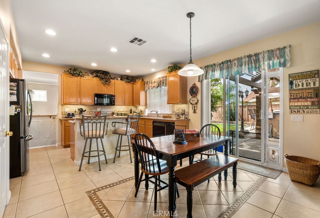 39101 Santa Rosa Court