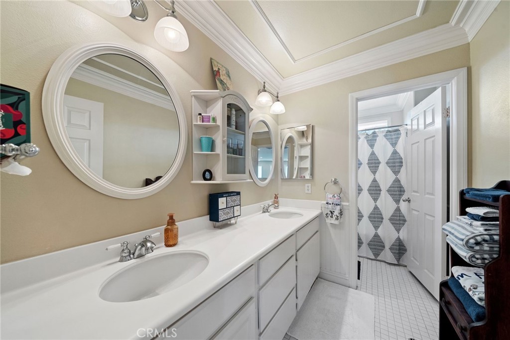 32520 Sprucewood Way