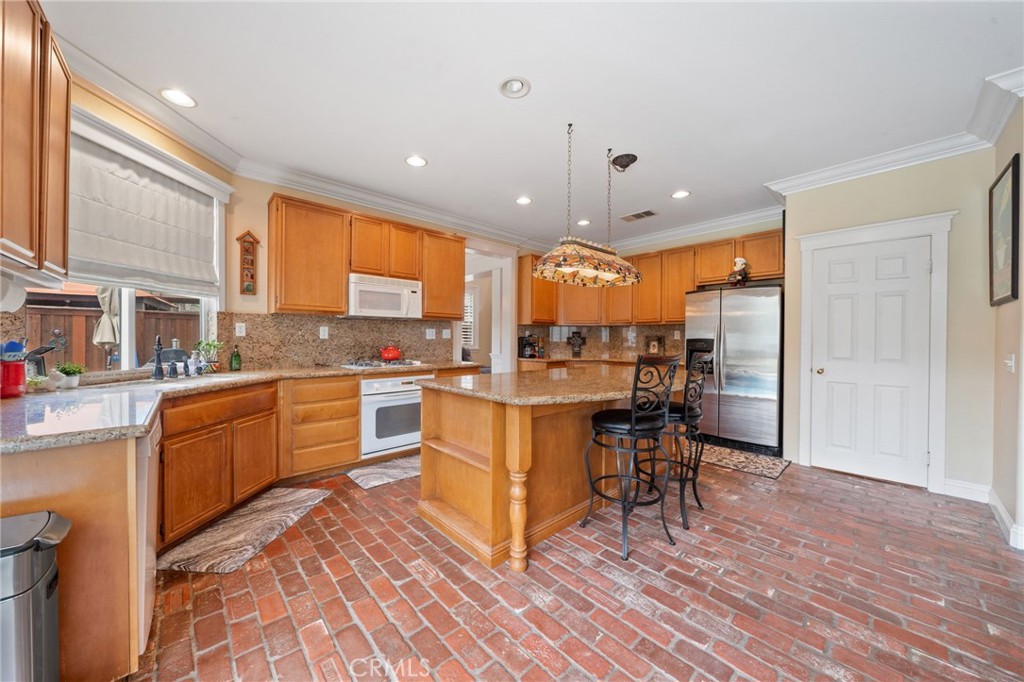 32520 Sprucewood Way