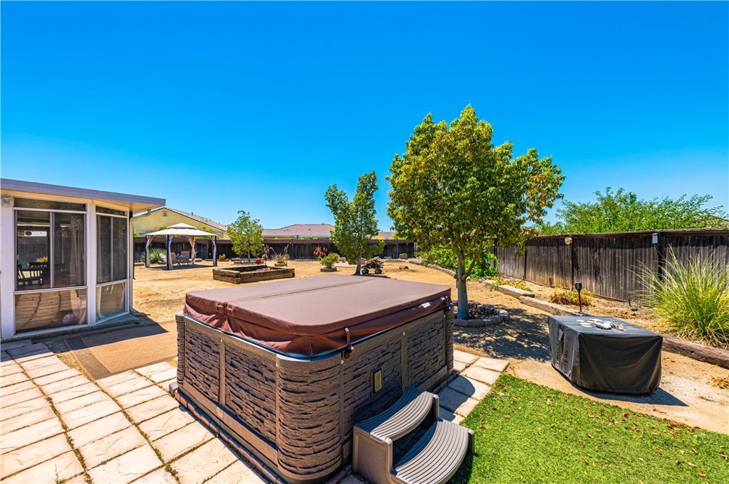 26754 Mountain Glen Drive