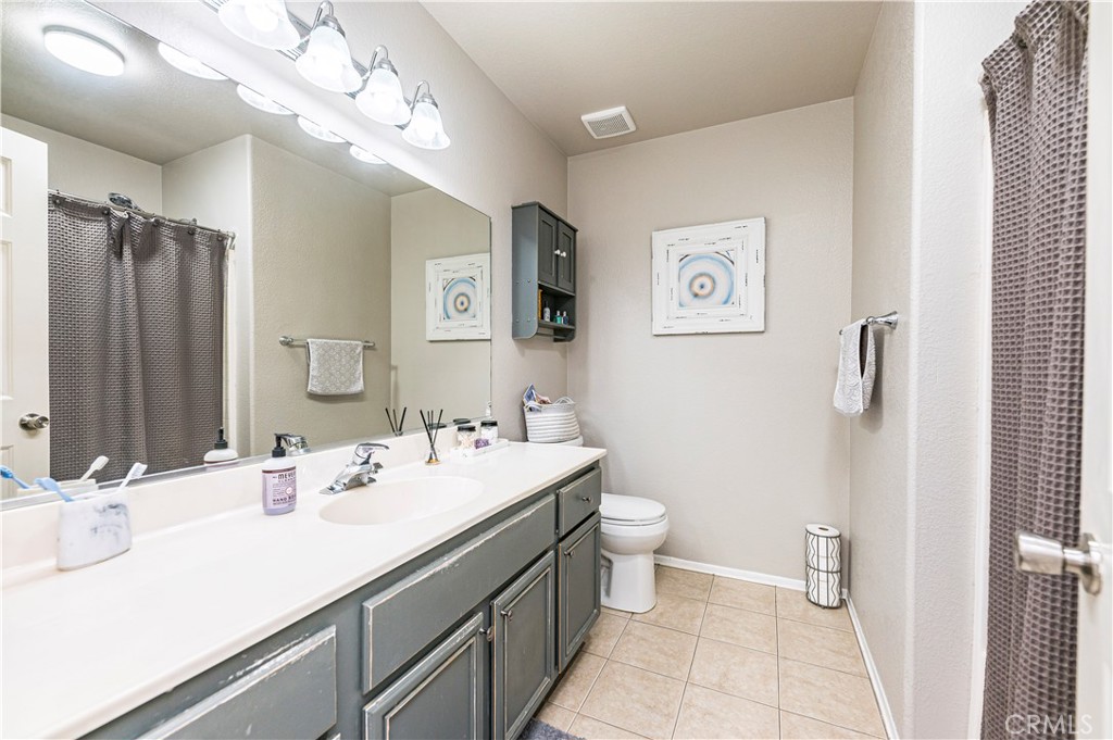 26754 Mountain Glen Drive