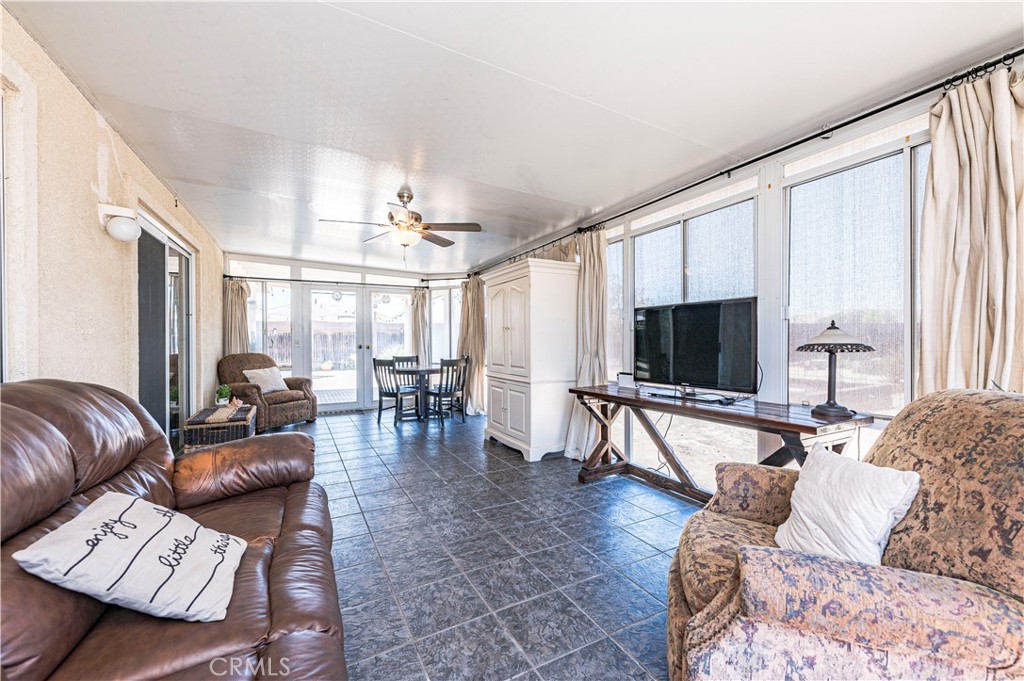 26754 Mountain Glen Drive