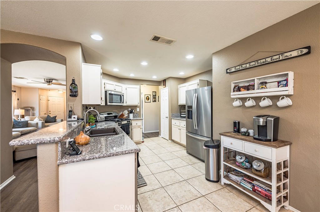 26754 Mountain Glen Drive