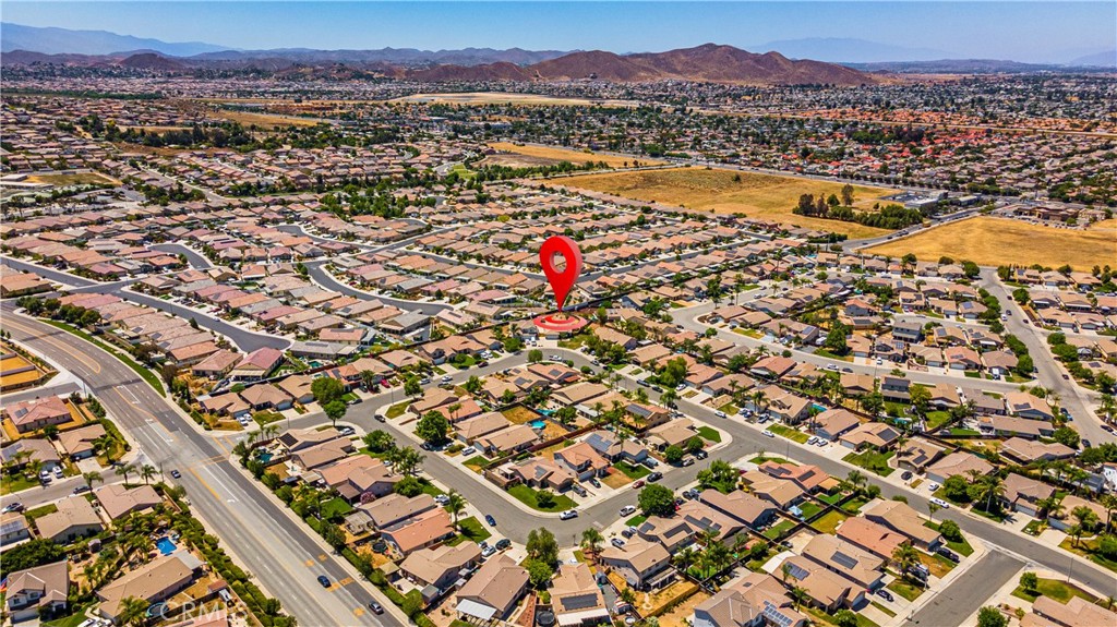 26754 Mountain Glen Drive