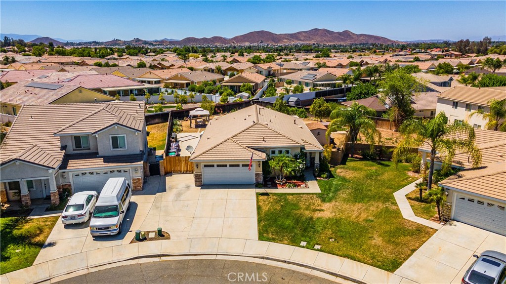 26754 Mountain Glen Drive