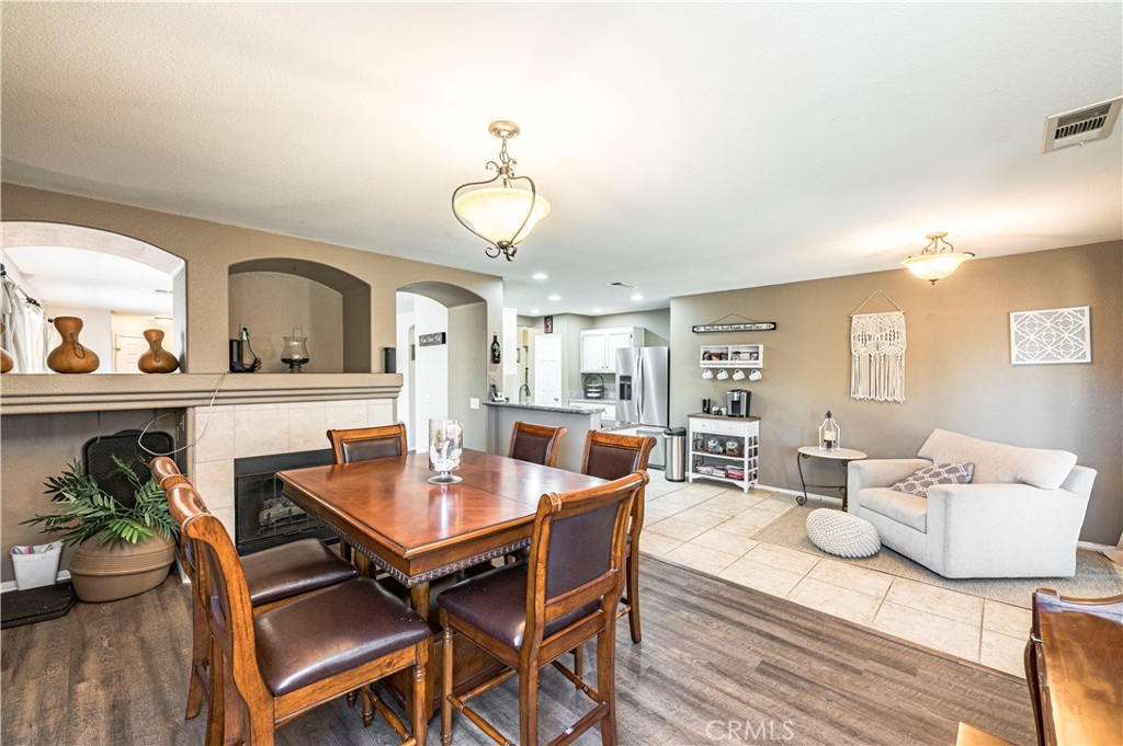 26754 Mountain Glen Drive