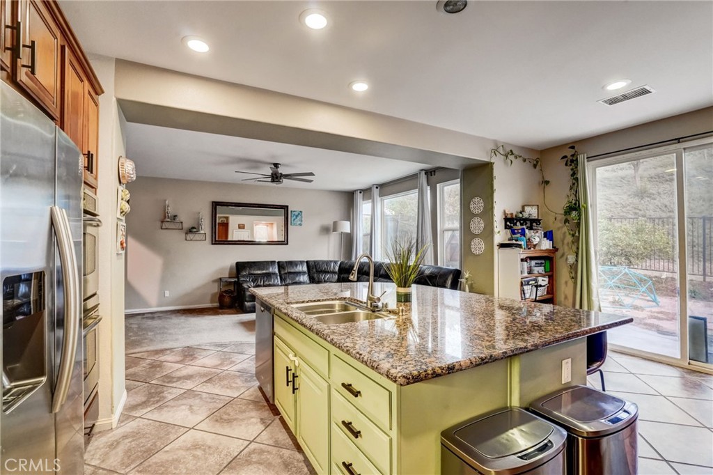 35526 Desert Rose Way