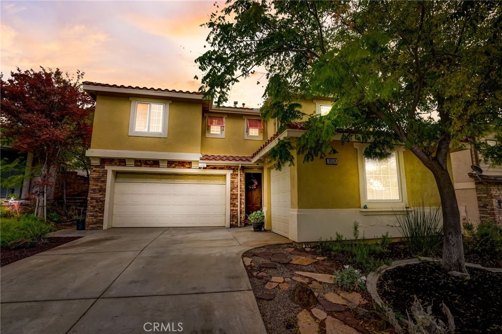 35526 Desert Rose Way