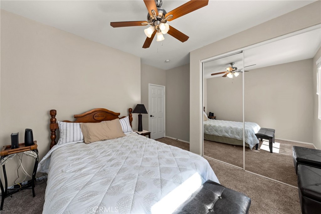 1596 Thunderbird Road