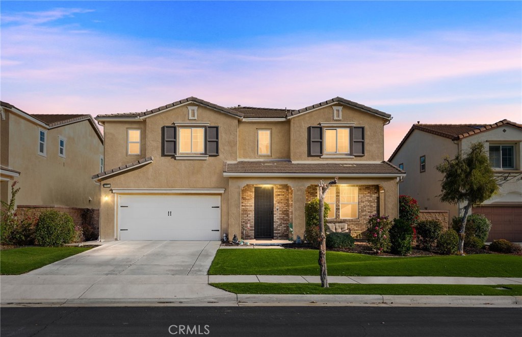 35614 Desert Rose Way