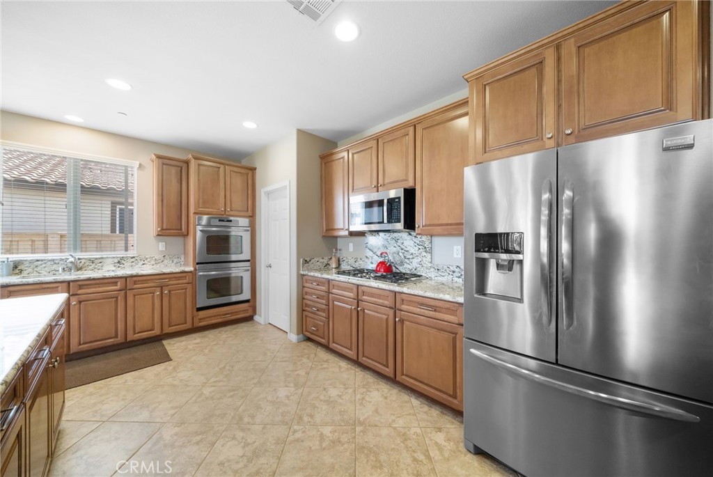 35638 Desert Rose Way