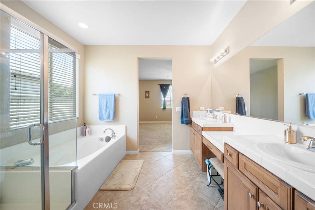 35638 Desert Rose Way