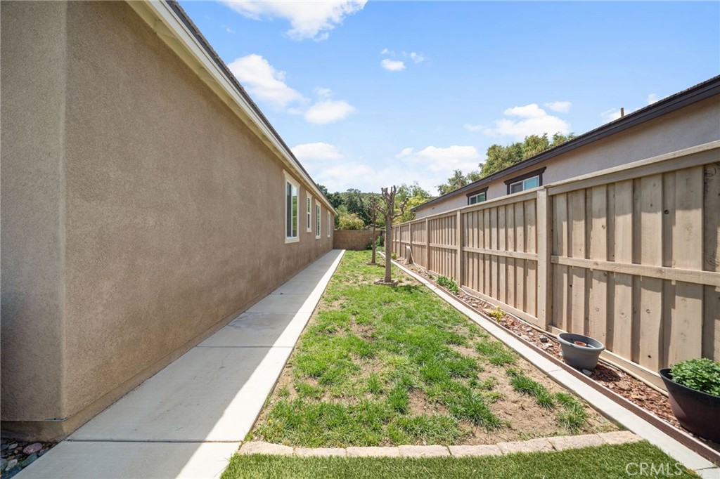 35638 Desert Rose Way