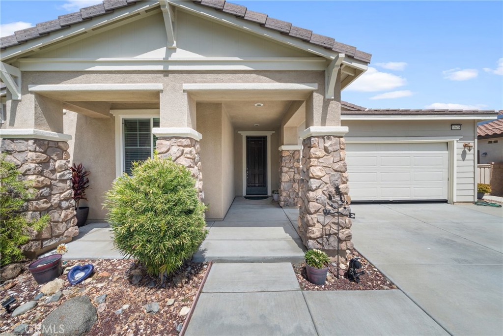 35638 Desert Rose Way