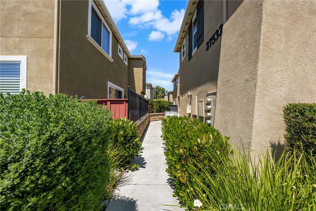 27532 Papillion Street 1