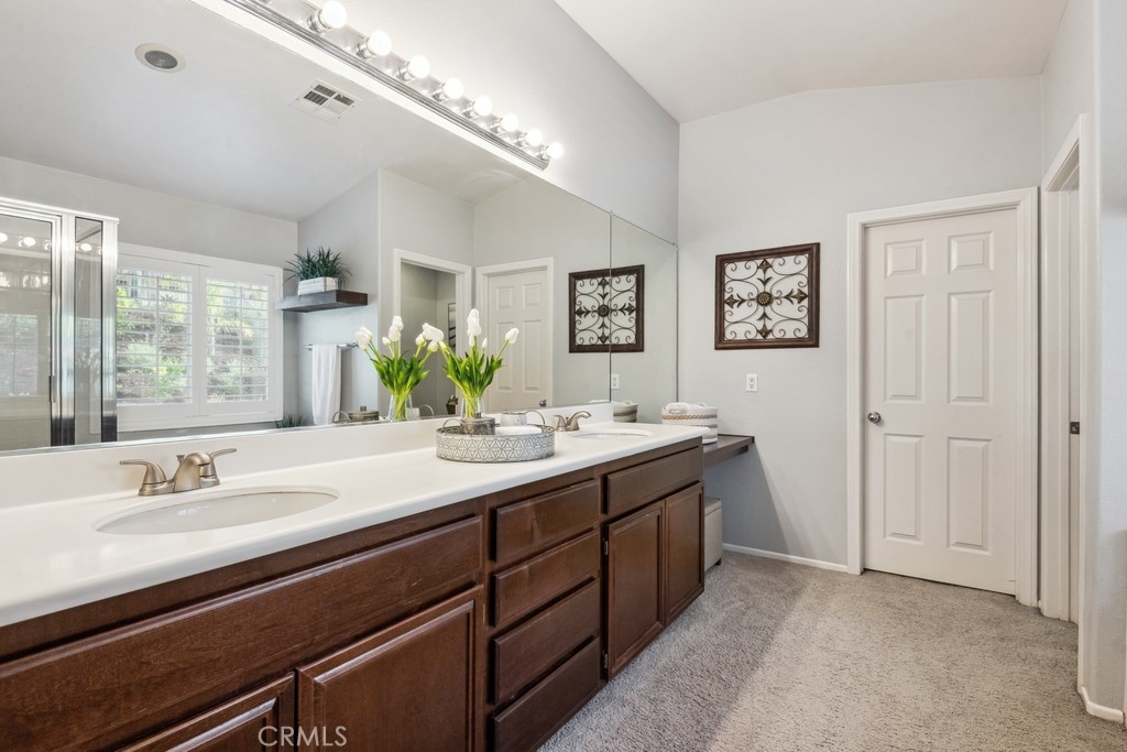 38790 Cobblestone Circle