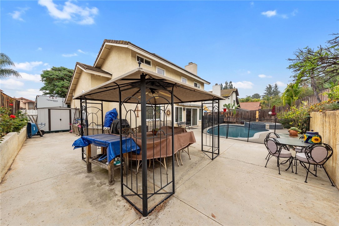 11735 Country Flower Lane