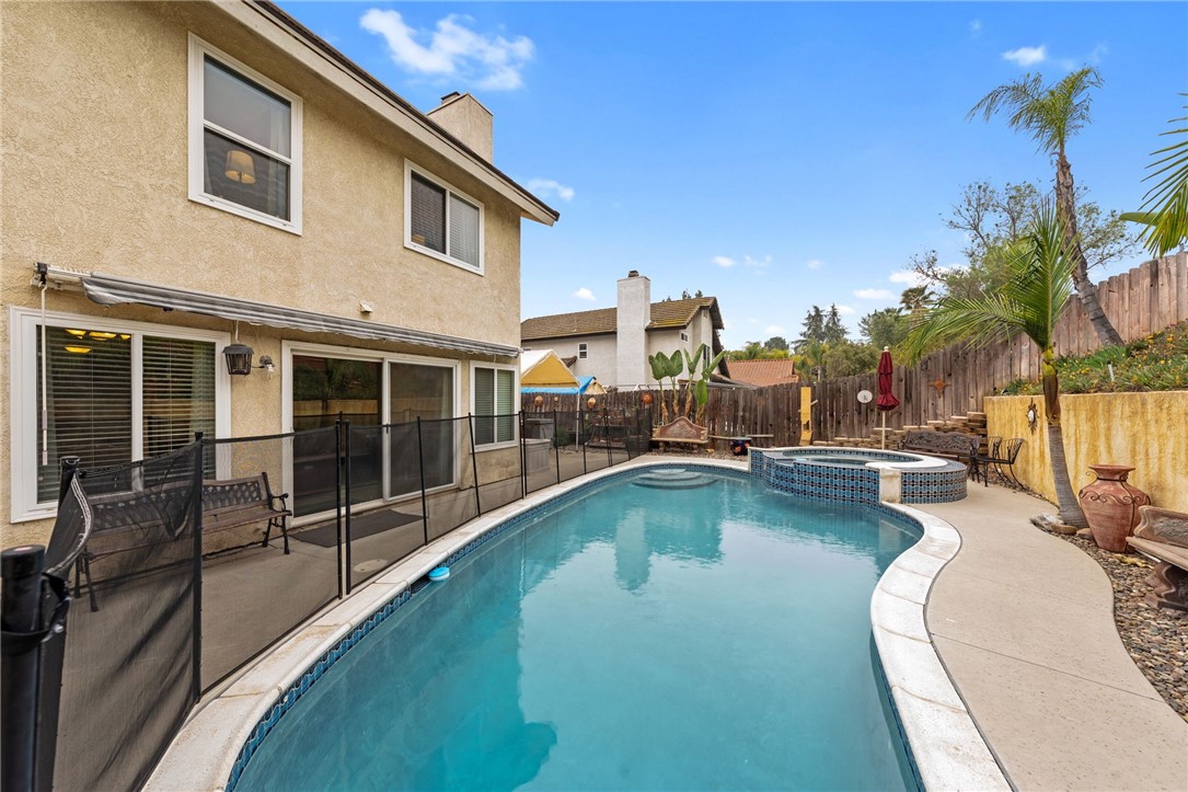 11735 Country Flower Lane