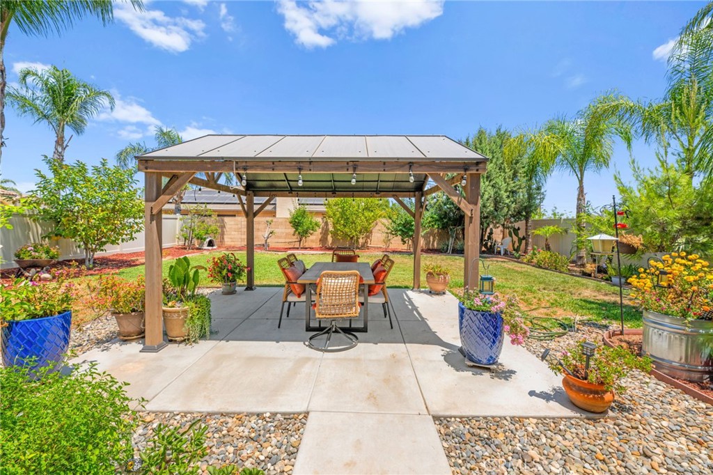 27182 Amber Rock Drive
