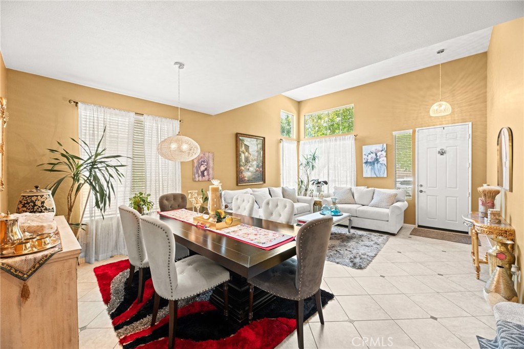 27182 Amber Rock Drive