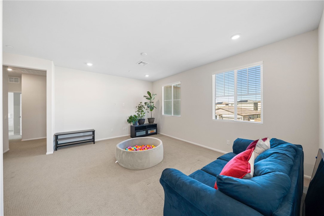 11638 Zoeller Street