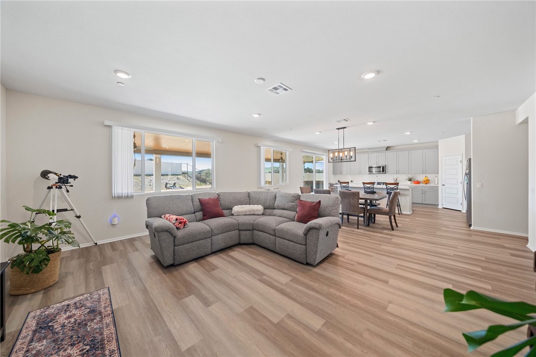 11638 Zoeller Street