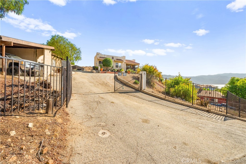 250 E Prospect Street