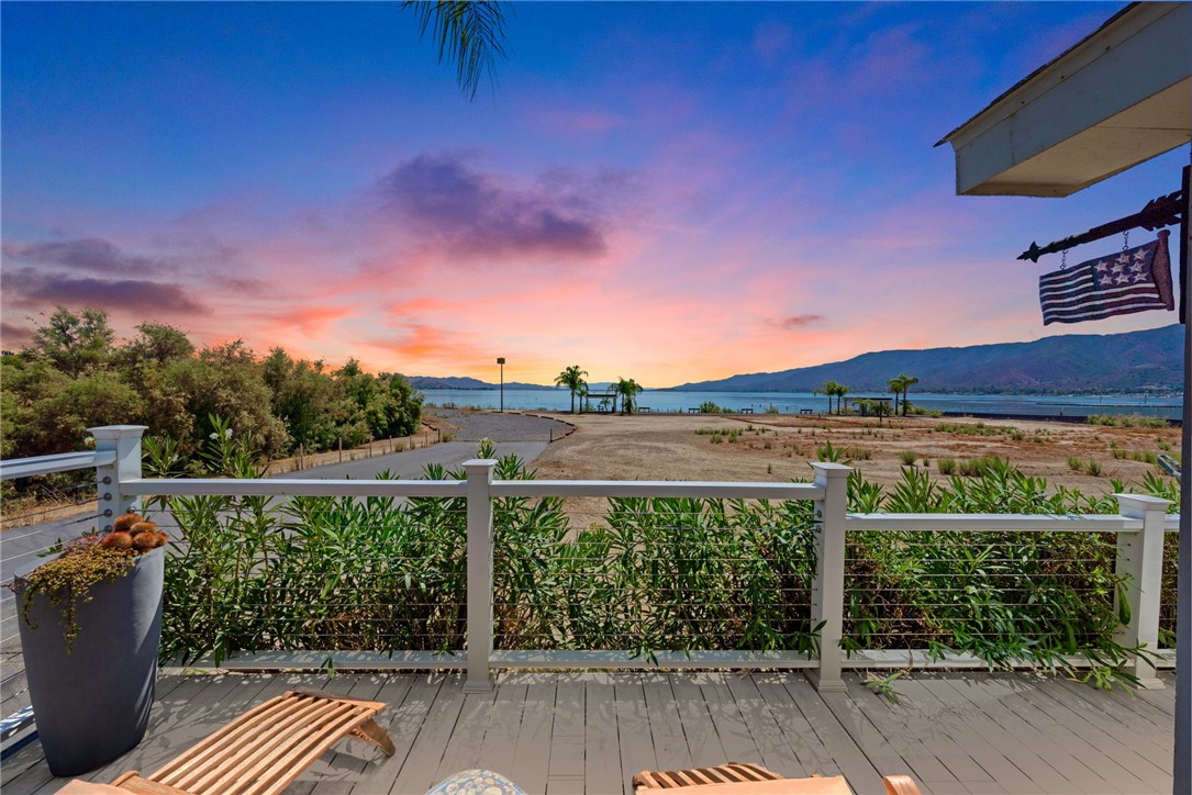 32000 Riverside Dr. J-8