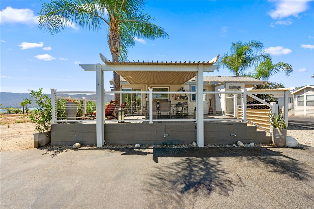 32000 Riverside Dr. J-8