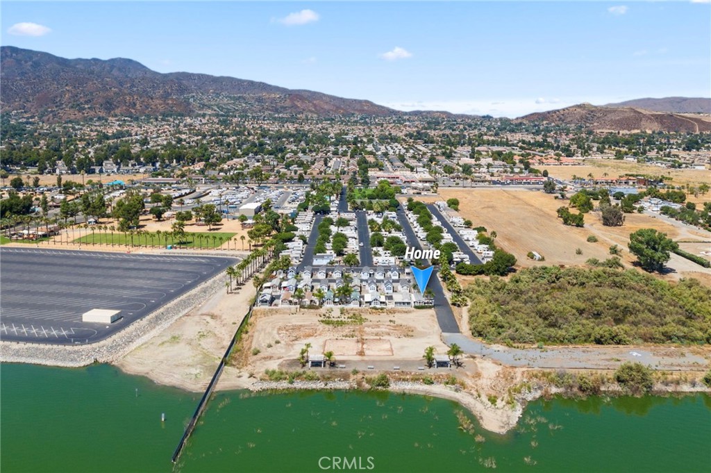 32000 Riverside Dr. J-8